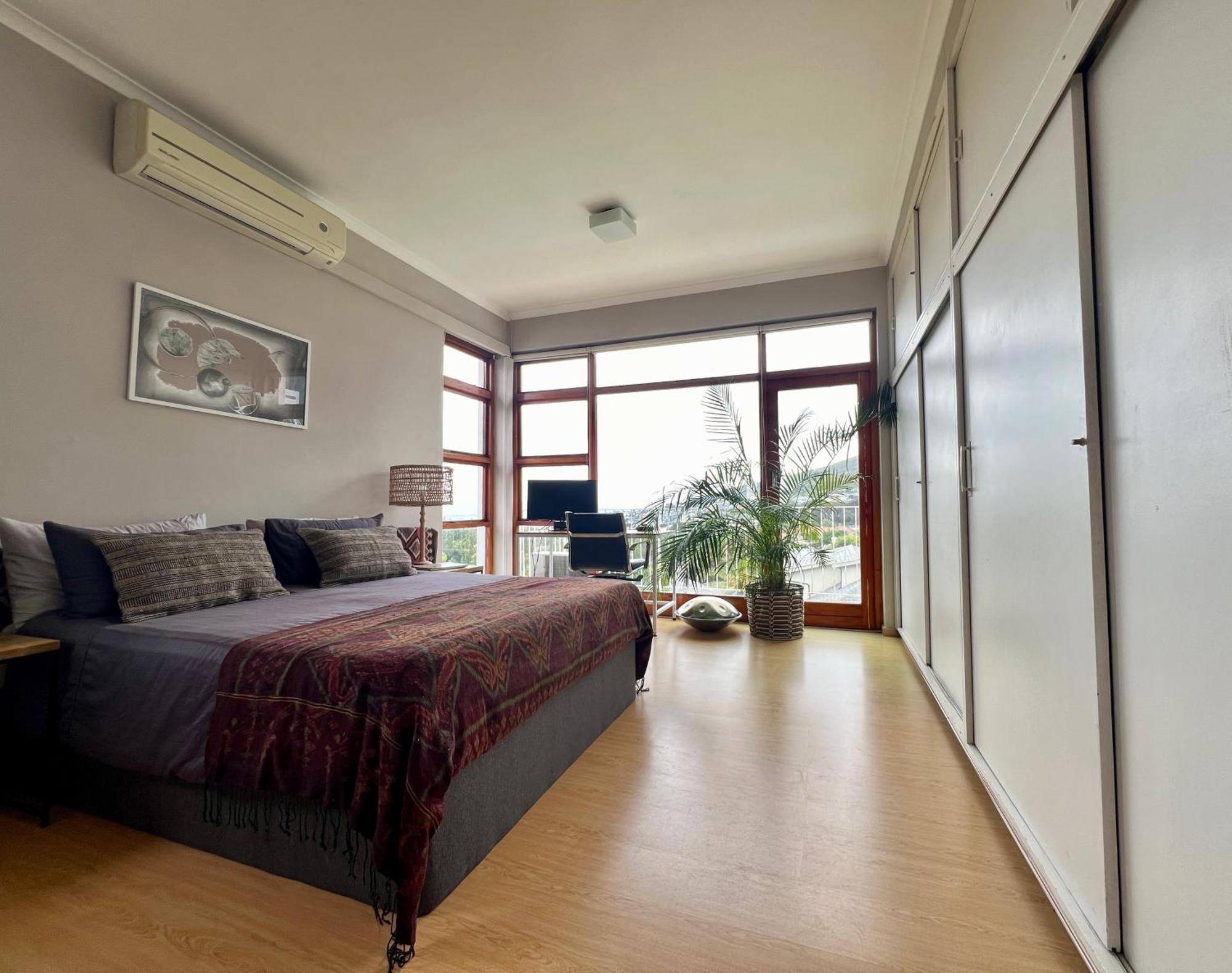 Apartment Spacious In Serene Neighbourhood