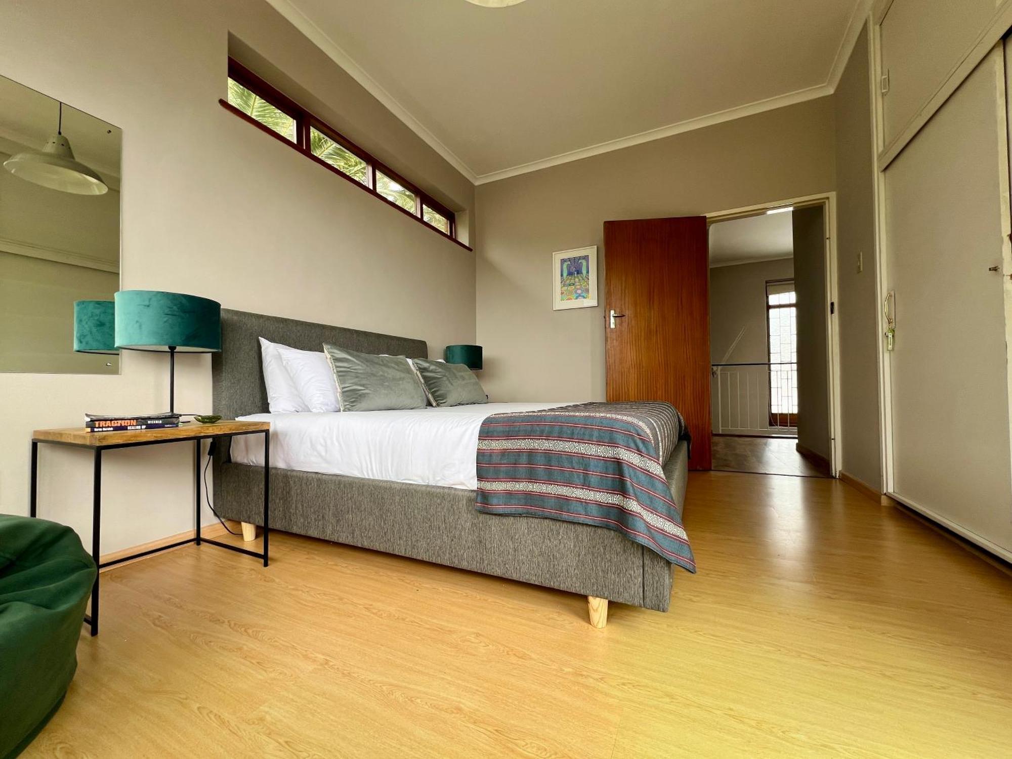 Spacious In Serene Neighbourhood *