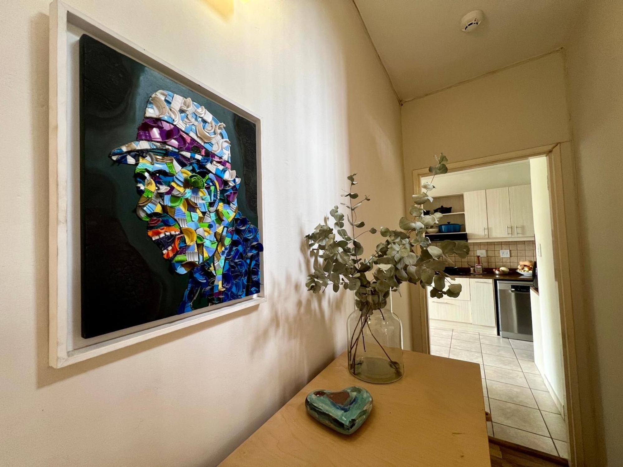 Spacious In Serene Neighbourhood Apartment *